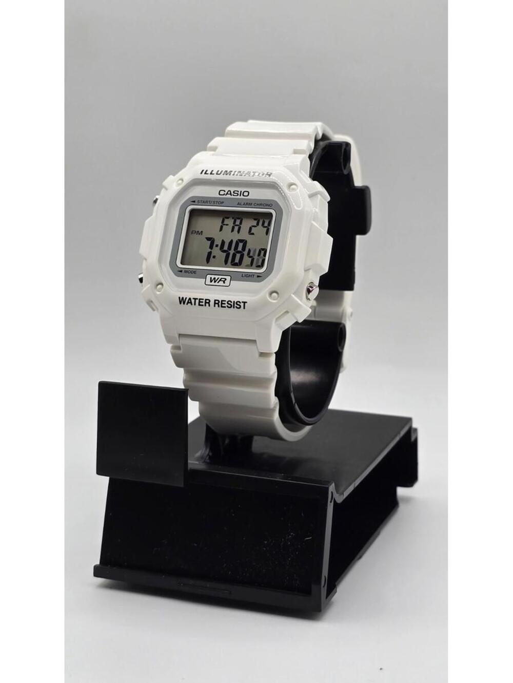 Casio F108WHC-7B, Digital Chronograph Watch, White Resin, Alarm, 7 Year Battery